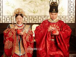 -雪中彩影婚纱摄影·微光艺术中心