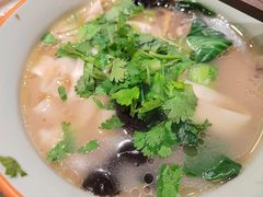 世博羊肉-萧记三鲜烩面(郑汴路店)