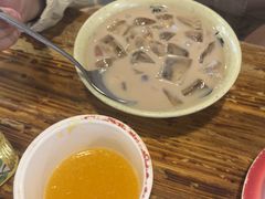 奶茶冰粉-冶建镜子·老南昌大排档·江西虾王(总店)