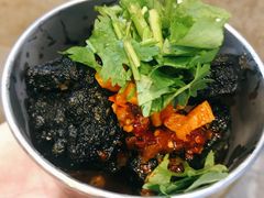 剁椒臭豆腐-自黑豆夫·臭豆腐夹馍(四海唐人街店)