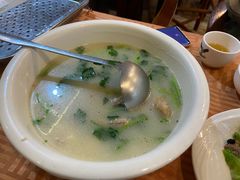 芫茜豆腐鱼头汤-新城餐厅(吉祥北街店)