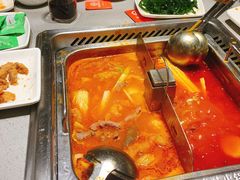 -海底捞火锅(金山百联店)