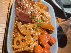 -蜜桃餐厅·伴山(湖滨商业街店)