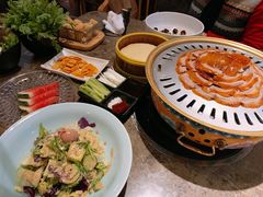 -三人行骨头王火锅(长寿店)
