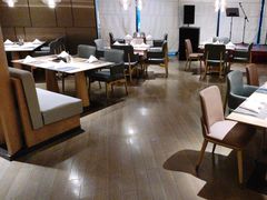 大堂-上海临港美爵酒店·铃兰西餐厅