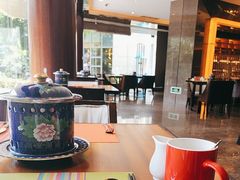 -岷山饭店-芝芝自助餐厅