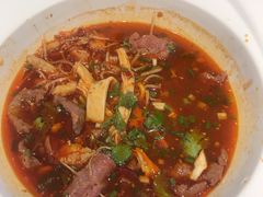 -成都你六姐·牛肉冒菜(城市集市合生汇店)