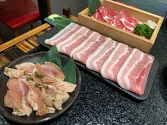 -喵小乙碳火烤肉(大坪协信星光天地店)