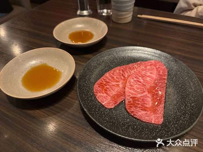 焼肉うしごろ(銀座並木通店)精选大理石花纹牛肉图片