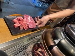 -肉甲韩国木炭烤肉(新壹街1店)