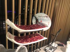 -左庭右院鲜牛肉火锅(浦江欢乐颂店)