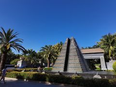 -海南清水湾莱佛士酒店