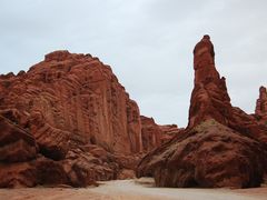 -天山神秘大峡谷