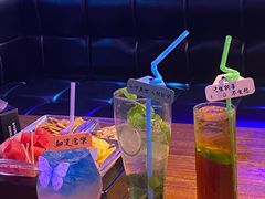 -喜鹊音乐酒馆(西街店)