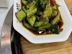 -鲁员外地锅鸡地锅鱼(龙湖江东天街店)
