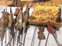 -泰山王老三串旗舰店(万达店)