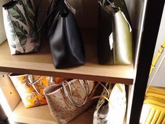 -COACH蔻驰(赛特奥特莱斯店)