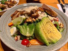 鸡肉牛油果沙拉-The Diner X餐厅(青岛万象城店)