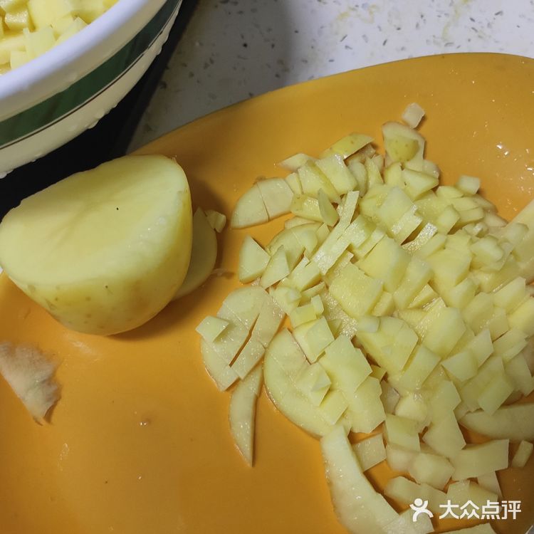 来一顿老王版特色梅林猪肉土豆泥