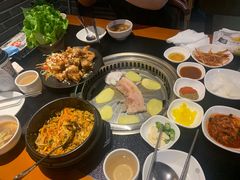 -军硕烤肉·部队火锅(二七万达店)