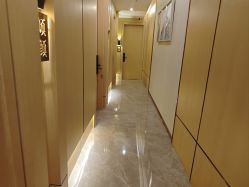 -香港倾城国际·美容美体中心