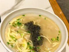 -馋三尺蟹粉小笼(人民广场店)