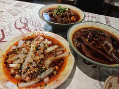 -耙吉吉川味小酒馆(本地人回头店)