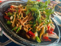 干锅牛肉丝-张关合渣(航空大道店)
