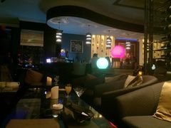 -龙虾酒吧扒房(宁波香格里拉店)