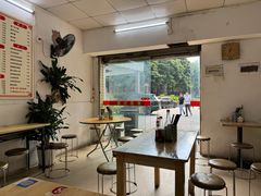 -波记美食煲仔饭蒸饭(客村店)