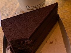 -星巴克臻选(威海威高广场店)