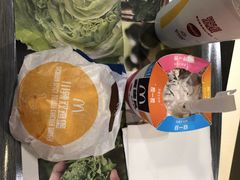 -麦当劳(郑州东高铁站店)