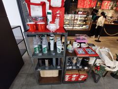 零售区-星巴克臻选(深圳华强北茂业店)