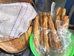 -云南大锅豆浆店