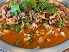 -兔行天下-鸿鹤鲜锅兔(中海国际店)