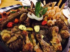 肉类拼盘-皇冠自酿啤酒坊(中国红街5号楼店)