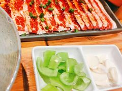 -草家酱蟹炭火烤肉店(珲春南路一店)