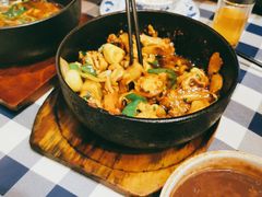 啫啫土鸡-小粤楼·怀旧粤菜(万辉国际广场店)