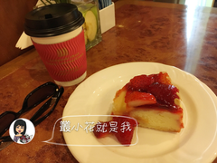 草莓奶酪蛋糕-凯宾美食廊Kempi Deli·凯宾斯基饭店(亮马桥路店)