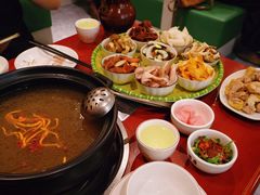 -菌之家·专业纯野生菌火锅·特色炒菌