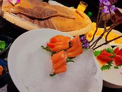 -海上明月海鲜火锅 鲜切牛肉