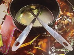 -重庆烧鸡公火锅(簋街店)