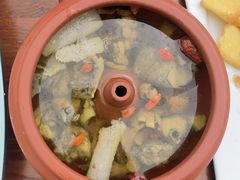 -阿鹏故事云南野生菌火锅(人民路店)