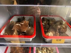 -菌海森林·非遗野生菌火锅(西山区滇池路摩根道店)