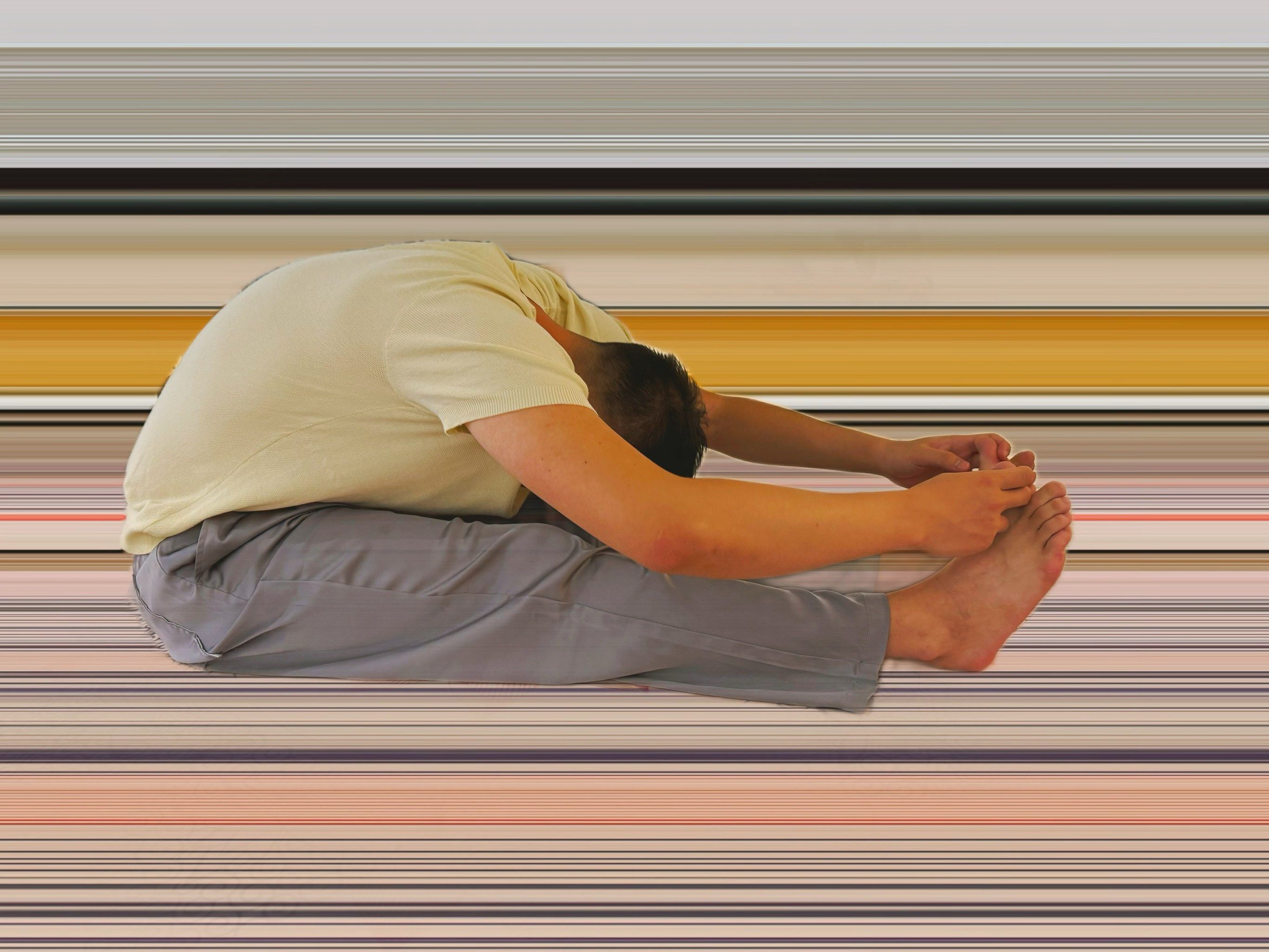 背部前曲伸展坐式