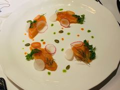 新西兰帝王鲑配鲑鱼子沙拉-王品牛排(杭州大厦店)