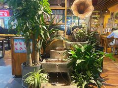 -蜗牛的家旅行主题云南菜餐厅.小酒馆(护国寺店)