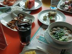 -彩虹云霄酒店75层国际自助餐
