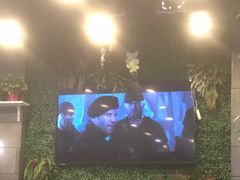 -愉肴麻辣香锅(中山路店)
