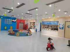 -美吉姆国际儿童发展中心(红谷滩绿地缤纷城中心)